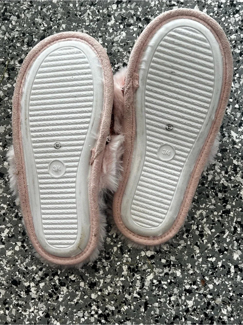 Thereabouts Girls Pink Rose Gold Flip Sequin Slippers Faux Fur Slides Sz 3/4